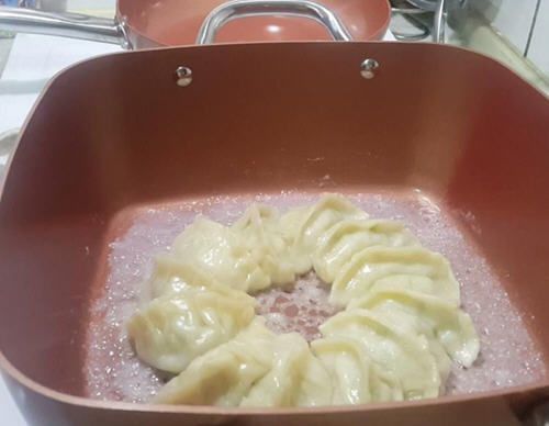 好吃的冷冻水饺做冰花煎饺做法介绍