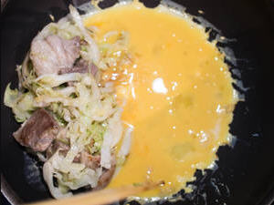 大阪经典美食豚平烧的做法图解