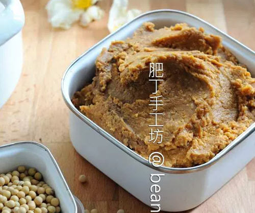 使用优质安心的原材料天然发酵日式味噌酱的做法