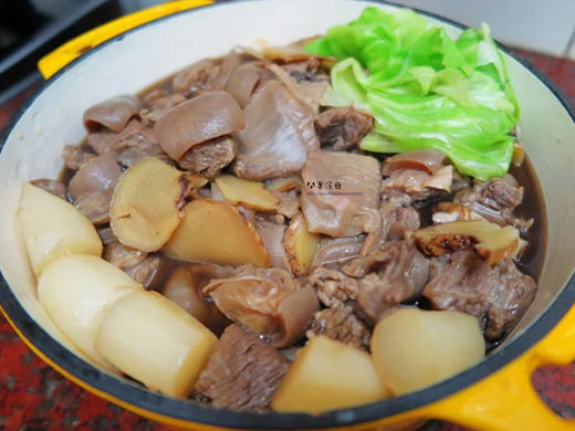 立冬时节做道美味的白萝卜炖羊肉