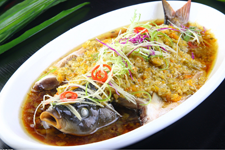 肉质鲜嫩，没有腥味的鲈鱼怎么做好吃 