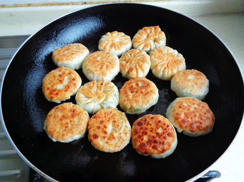 营养美味的饺子皮版韭菜盒子你做过吗？