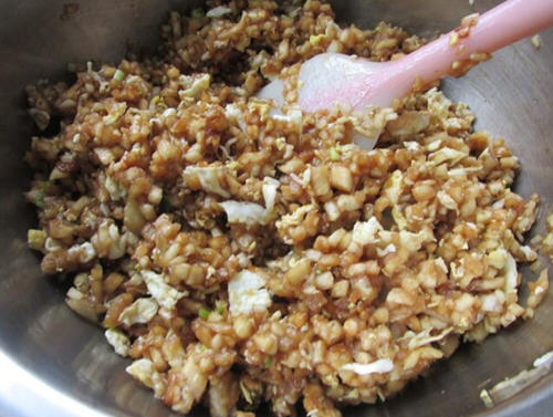 分享饺子馅的另类做法：茄子饺子素馅