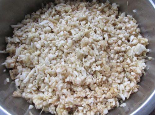 分享饺子馅的另类做法：茄子饺子素馅