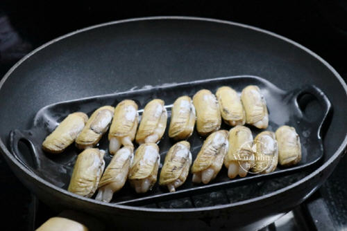 正宗又美味的葱油蛏子正宗做法图解家常