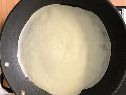 鸡蛋饼制作方法及配料图解，操作非常简单易上手
