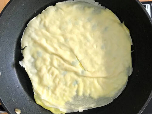 鸡蛋饼制作方法及配料图解，操作非常简单易上手