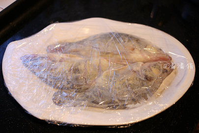 用臭豆腐成就的湘版臭鳜鱼，味道虽臭但吃起来香