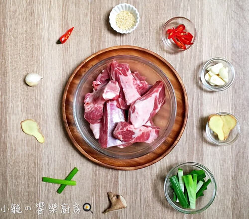 年夜饭寓意好兆头的步步高升排骨