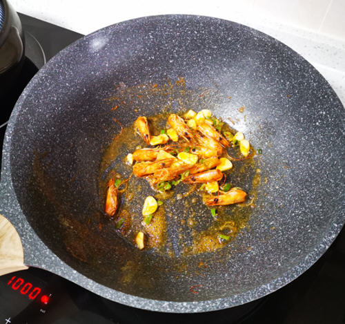 香滑细腻美味营养的蔬菜虾仁烩豆腐