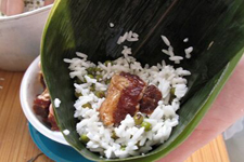 四角粽子的包法图解，让你也能成为包粽子高手！