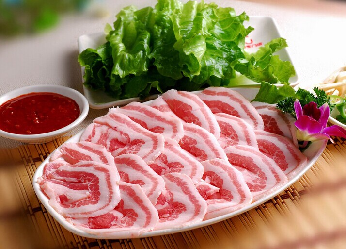 肉质焦嫩,简单易做的家庭烤肉的做法介绍 肉质焦嫩,简单易做的家庭烤肉的做法介绍