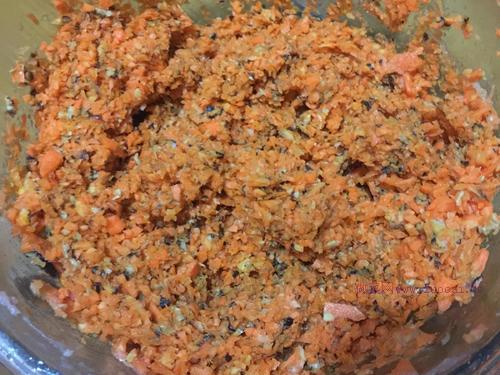 香菇葫萝卜饺子的做法_香菇胡萝卜水饺怎么做 香菇葫萝卜饺子的做法_香菇胡萝卜水饺怎么做