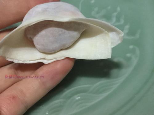 香菇葫萝卜饺子的做法_香菇胡萝卜水饺怎么做 香菇葫萝卜饺子的做法_香菇胡萝卜水饺怎么做