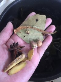 海带猪骨汤的做法(海带猪骨汤的功效) 海带猪骨汤的做法(海带猪骨汤的功效)