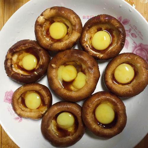 香菇蒸鹌鹑蛋的做法 香菇蒸鹌鹑蛋的做法