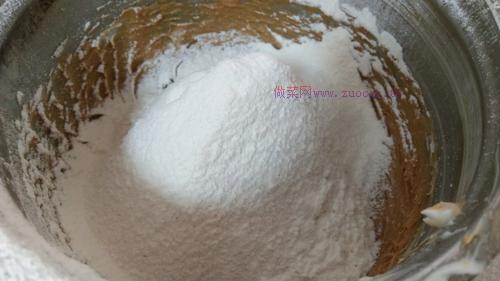 吃起来让人放心的奶油花生小饼干的家常做法