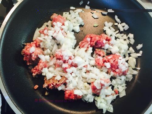 制作过程简单绝对好吃到爆的土豆饼怎么做