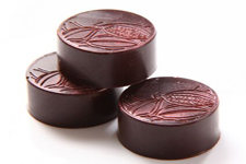 怎么做巧克力蛋糕口感轻盈而不腻