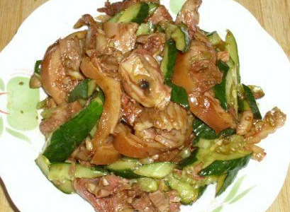 口感爽脆，香味四溢，非常受欢迎的杀猪菜的做法