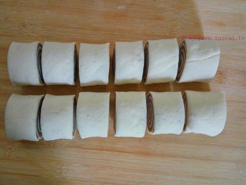巧克力卷的做法 巧克力卷的做法