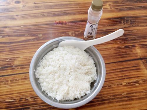 蛋皮寿司卷制作秘籍:让你在家也能享受寿司店的美味 蛋皮寿司卷制作秘籍:让你在家也能享受寿司店的美味