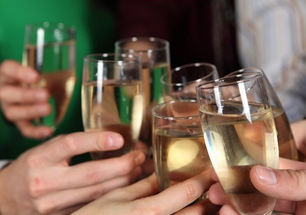 吃了安眠药能喝酒吗 安眠药的副作用 吃了安眠药能喝酒吗 安眠药的副作用