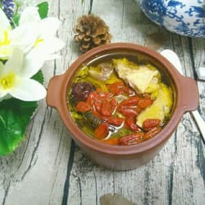 一步步教你客家清炖鸡的做法带图（客家清炖鸡怎么做）