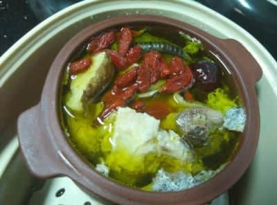 一步步教你客家清炖鸡的做法带图（客家清炖鸡怎么做）