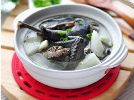 1岁婴儿可以吃乌鸡吗 婴儿怎么吃乌鸡才有营养