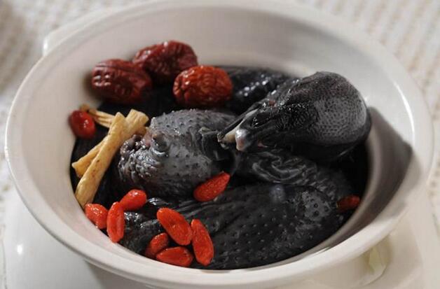 1岁婴儿可以吃乌鸡吗 婴儿怎么吃乌鸡才有营养