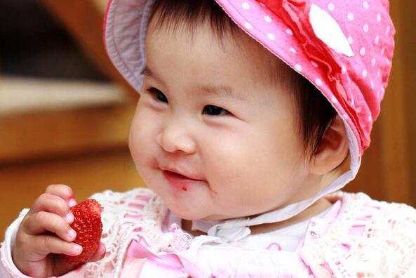 7个月宝宝能吃草莓吗,适合宝宝的草莓做法 7个月宝宝能吃草莓吗,适合宝宝的草莓做法