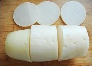 推荐几款对抗雾霾天的日常饮食 对抗雾霾天气有妙招 白萝卜炖蜂蜜的做法图解1