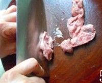 推荐几款对抗雾霾天的日常饮食 对抗雾霾天气有妙招 罗汉果杏仁猪肺汤的做法图解5