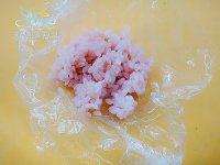 草莓饭团的做法步骤6