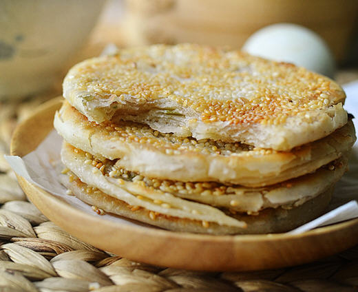香酥松软的葱油酥饼制作方法及窍门介绍