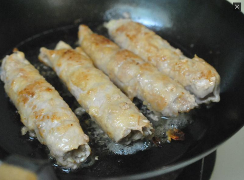 金针菇肉卷口感好甚至可以把它当小吃零食