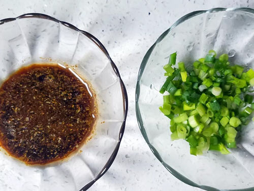 鸡肉干拌面简单的拌一拌味道特别的香