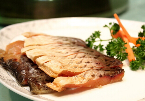 星级酒店大厨教你肉质细嫩的青鱼怎么做好吃的技巧 星级酒店大厨教你肉质细嫩的青鱼怎么做好吃的技巧