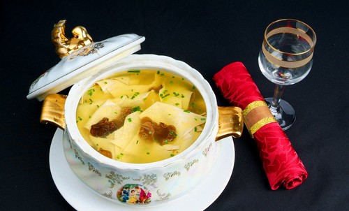 鸡汤虽补但是有四类不宜喝鸡汤的人