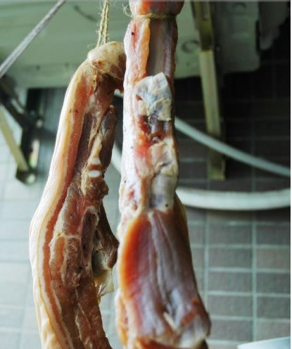 鲜咸滋味,香气撩人的咸肉的腌制方法 鲜咸滋味,香气撩人的咸肉的腌制方法