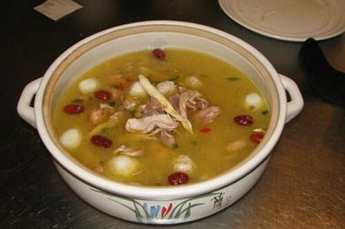 羊肉+生姜可以防寒，大家可以试着做