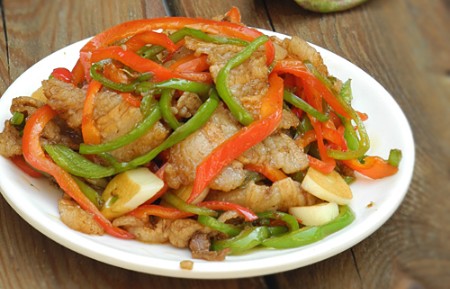  家常小炒肉，不用一滴油炒出鲜嫩清爽的肉片