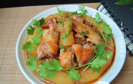 冬瓜烧鸡的做法，不仅味道鲜嫩清香，而且营养更加丰富