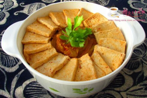 韩式泡菜豆腐锅的制作方法，具有益气、补虚之效