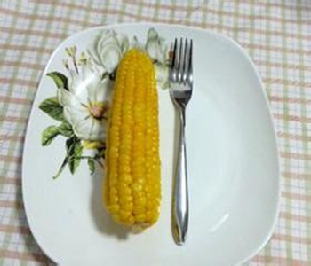 胡萝卜炒玉米的做法_胡萝卜炒玉米的营养价值