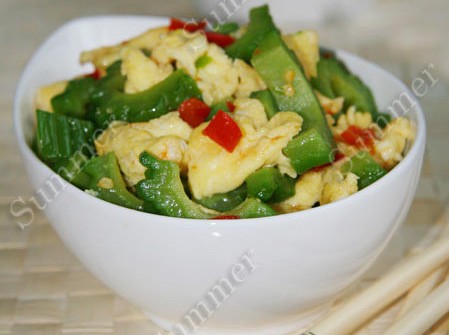 色香味俱全的苦瓜炒鸡蛋怎么做好吃？