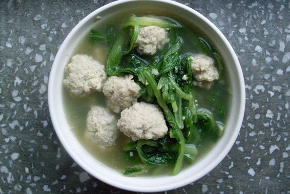 白菜肉丸汤 白菜肉丸汤