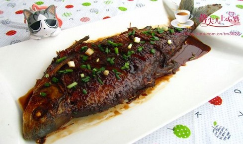 红烧鳊鱼味道鲜美,肉质细嫩,小朋友超级喜欢 红烧鳊鱼味道鲜美,肉质细嫩,小朋友超级喜欢
