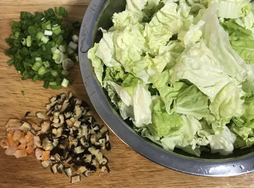 狮子头包子口感美味,包子份量十足,可口满足